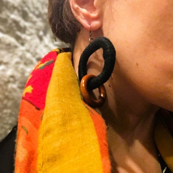 Handmade Oval Black Acrylic Wrapped Chunky Wood Dangle Chain Earrings - Picture 7 of 13